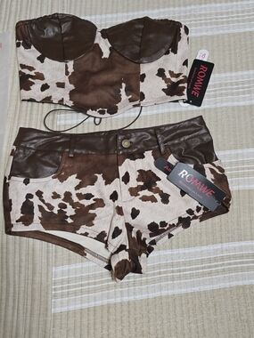 ROMWE Brown Cowprint Faux Leather High-Waist Women’s Shorts